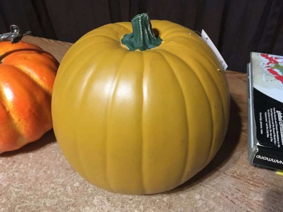 Lot of 2 Craft Pumpkins Halloween Thanksgiving Decor - photo 2