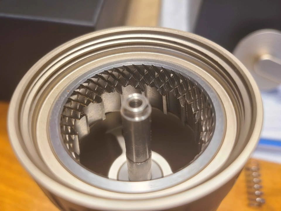 Mavo Phantox Pro Manual Coffee Grinder - photo 5