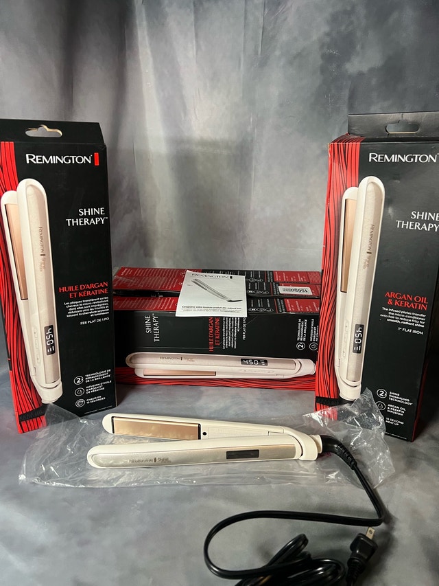 Remington Shine Therapy Flat Iron
