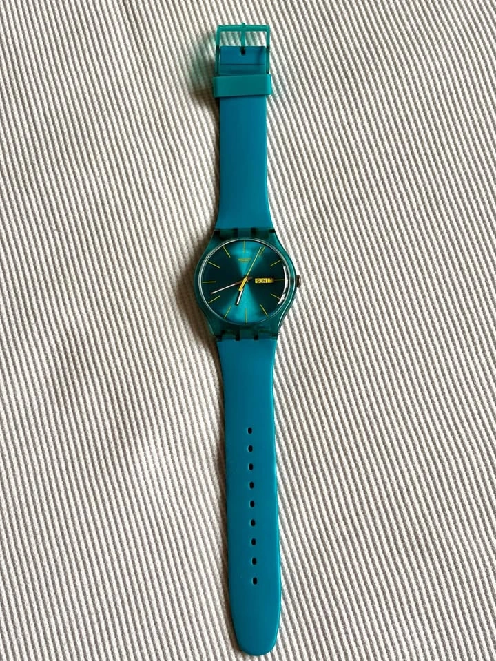 Turquoise Swatch 41mm