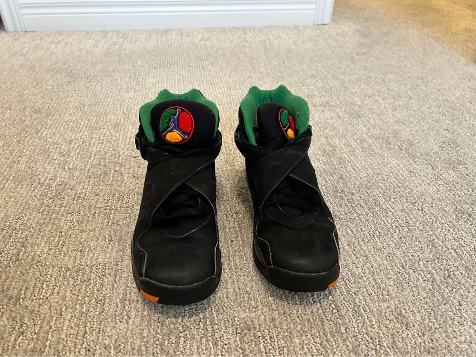 Nike air Jordan’s size 6 - photo 2