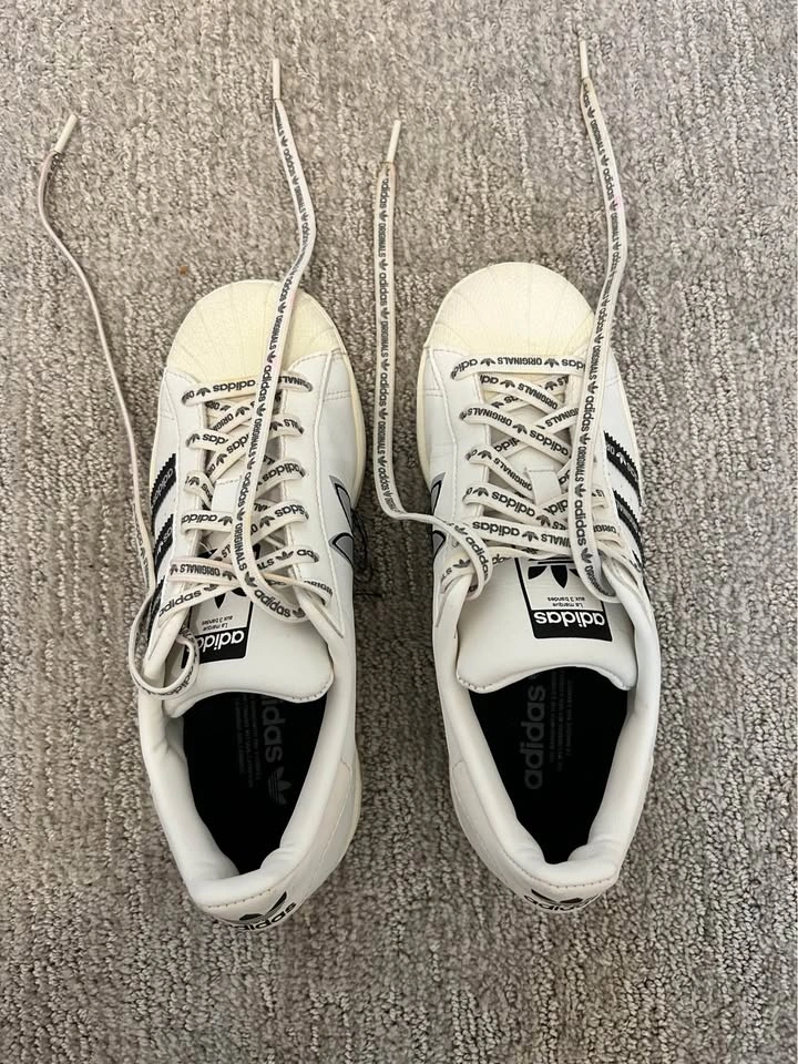Adidas Samba size 4 - photo 2