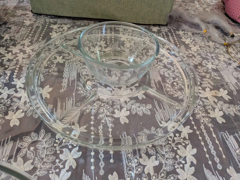 Versatile 4-in-1 Glass Cake Stand, Punch Bowl & Appetizer Set - photo 2