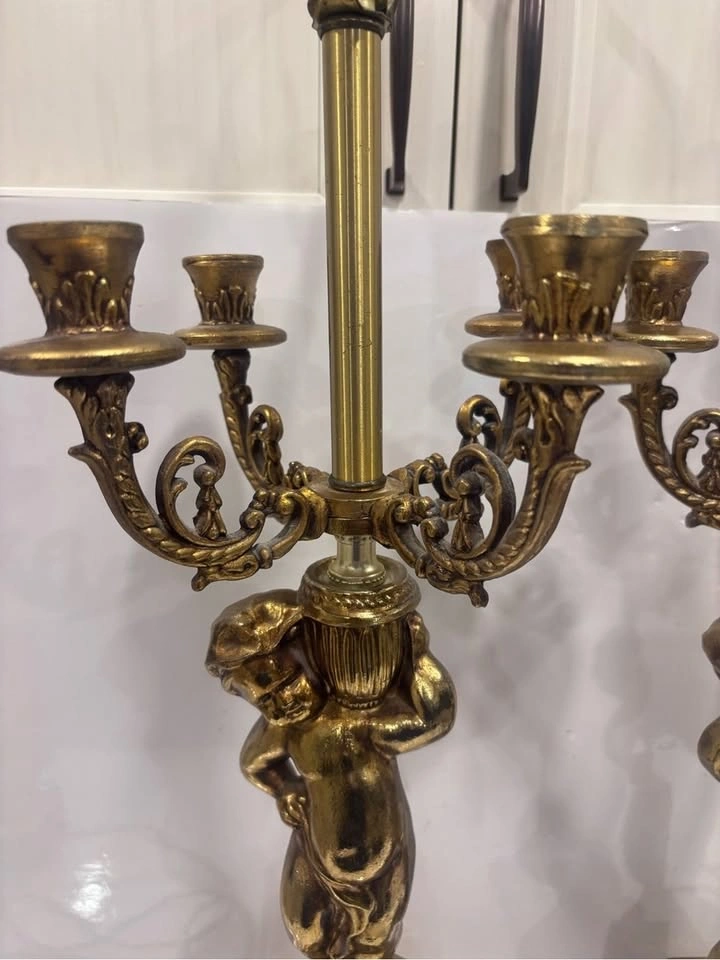 Vintage solid brass pair of gold cherub candelabra table lamps - photo 3