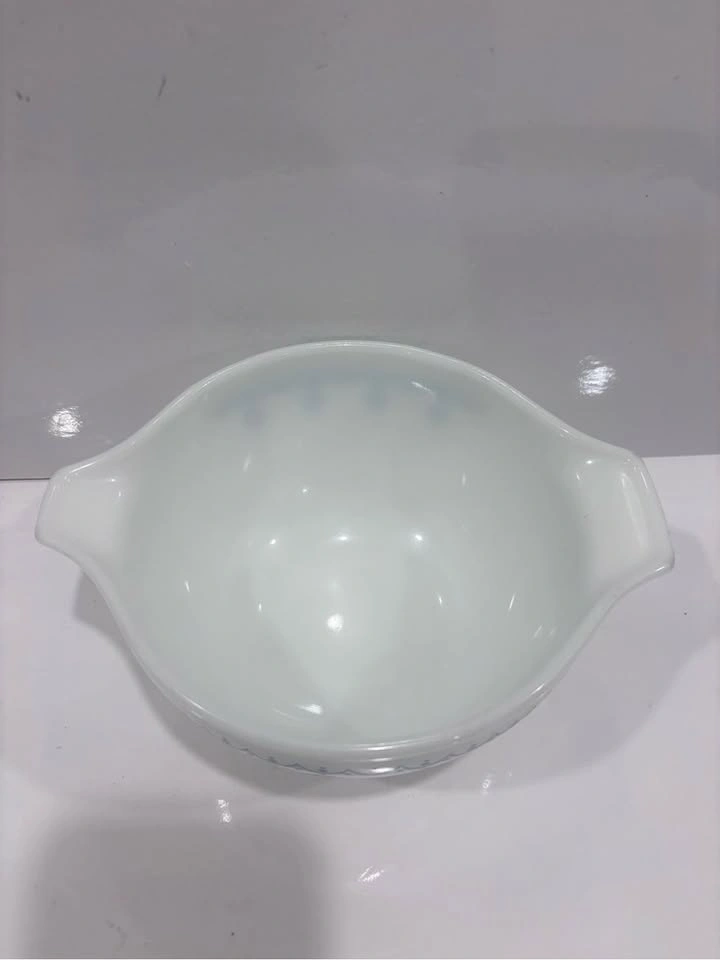 Vintage Pyrex 441 Blue Snowflake Garland Cinderella Bowl - photo 2