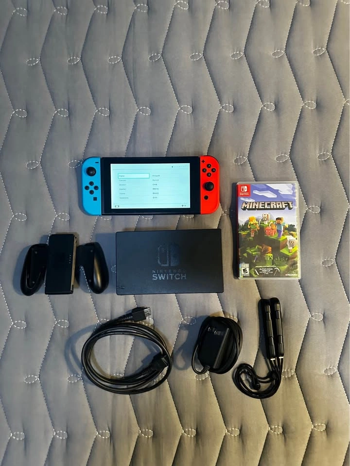 Nintendo Switch V2 With Minecraft Game - photo 3