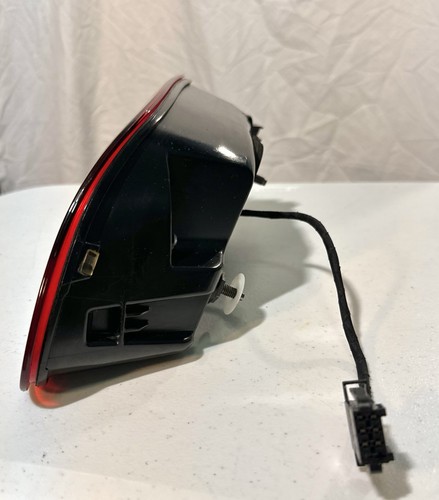 15-18 PORSCHE MACAN REAR LEFT TAIL LIGHT OEM# 95B 945 093 C - photo 4