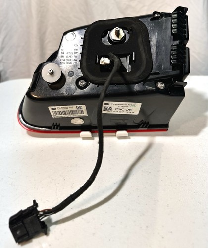 15-18 PORSCHE MACAN REAR LEFT TAIL LIGHT OEM# 95B 945 093 C - photo 5