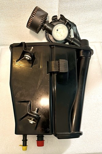 Jaguar Land Rover Fuel Vapor Charcoal Canister M8E2-9E857-DA - photo 4