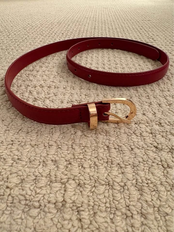 Burgundy belt - photo 2