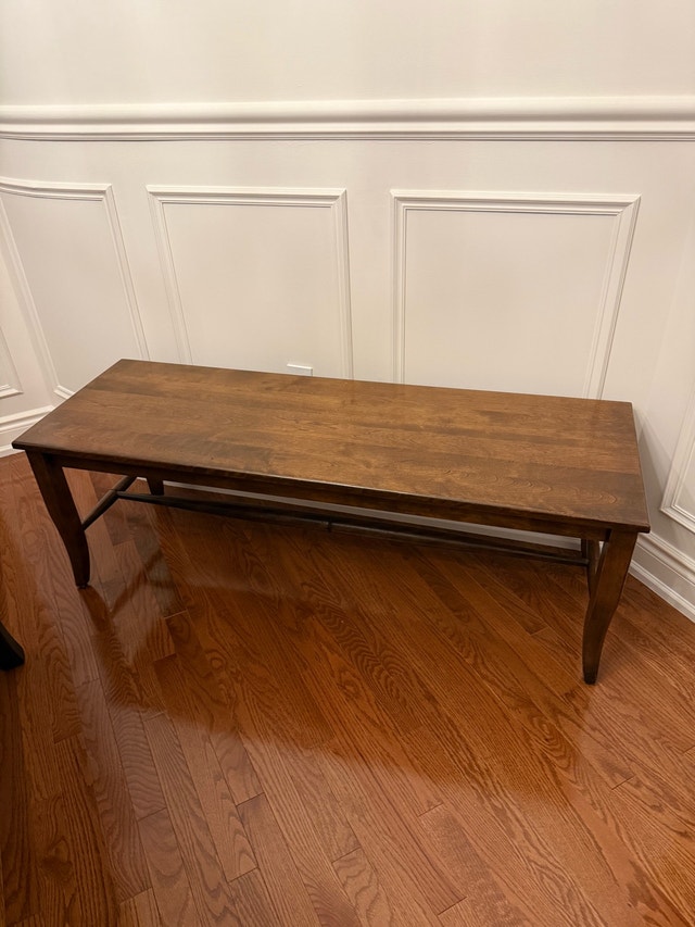 Canadel Bench