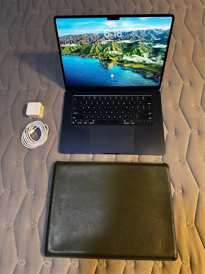 Apple MacBook Air 15” M2 (2023) - Midnight - 16GB RAM / 1TB SSD - photo 3
