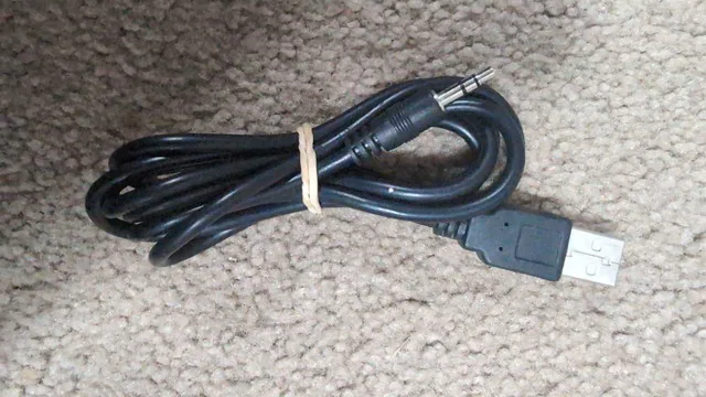 USB to 3.5mm Cable thumbnail