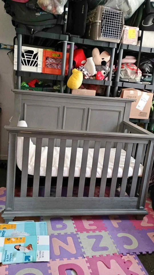 Oxford Baby Wooden Crib