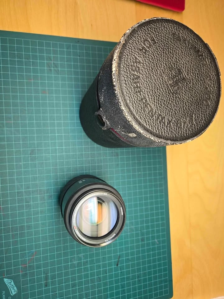 Minolta Maxxum AF Zoom 70-210mm Lens - photo 4