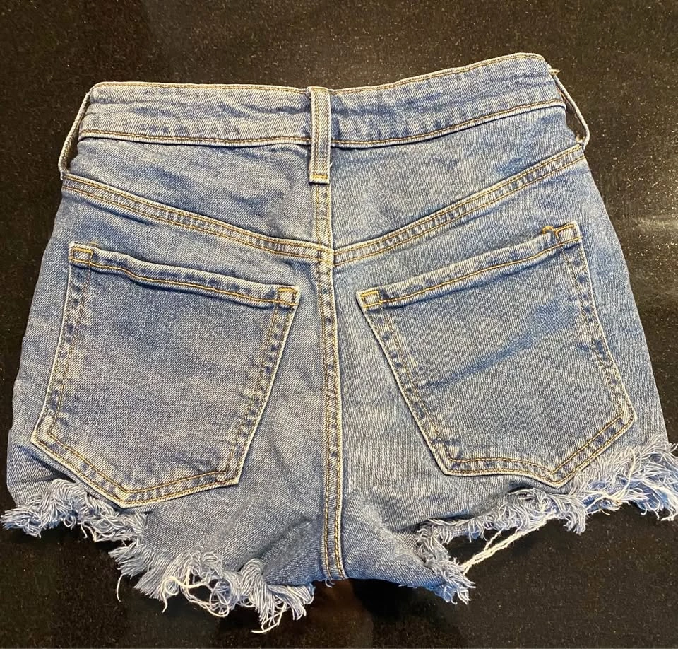Old Navy Distressed Jean Shorts - photo 2