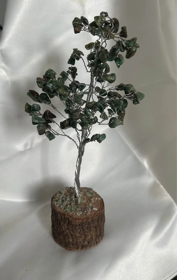 Green Gemstone Wire Tree on Wood Base - photo 3