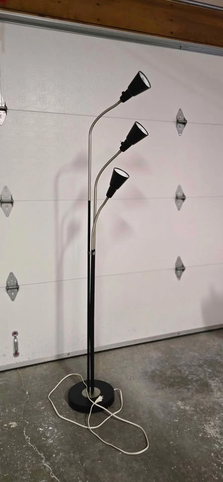 3-Light Gooseneck Floor Lamp - Black and Silver - photo 2