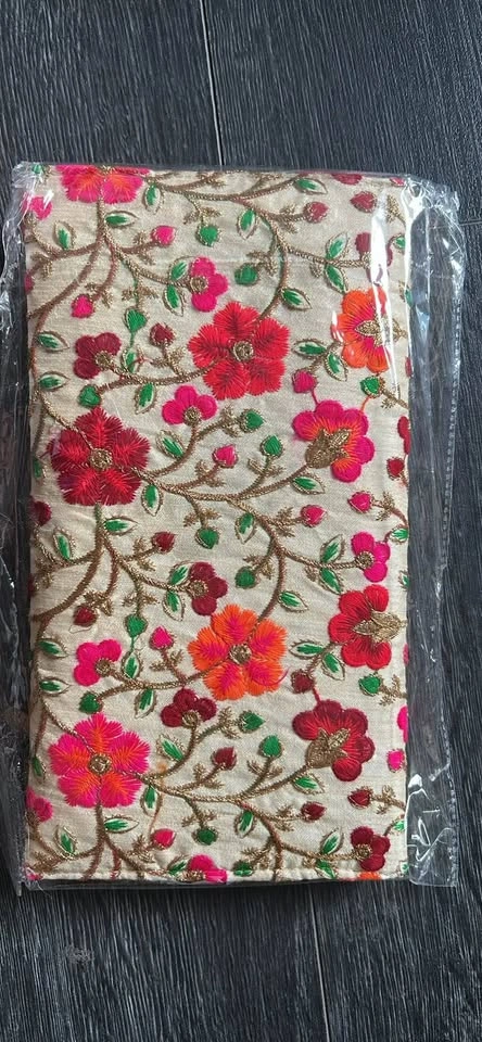 Floral Embroidered Clutch Bag - photo 2