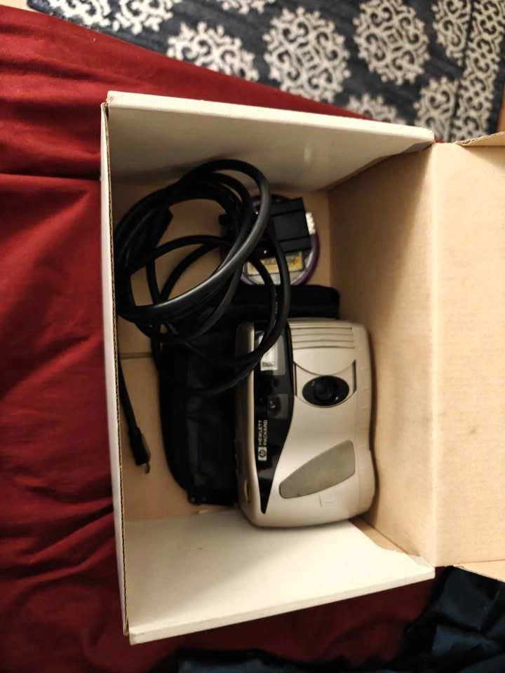 Y2K camera photosmart c20 - photo 3