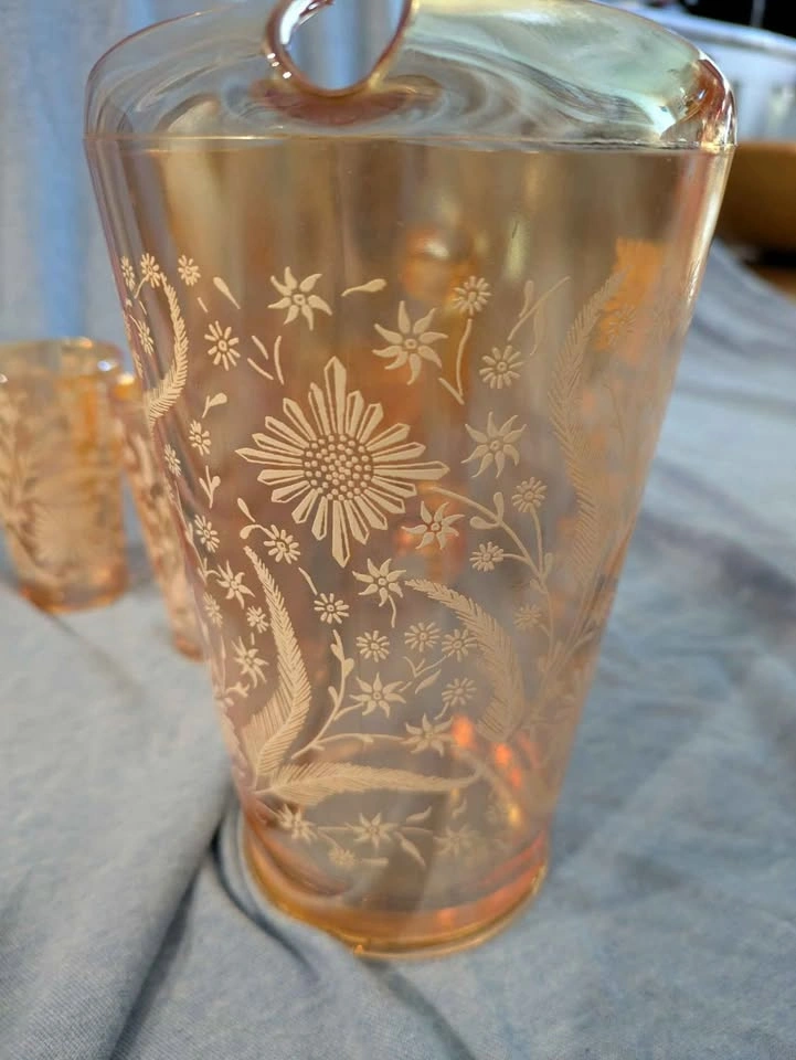 Vintage carnival glass pitcher and cups - photo 2