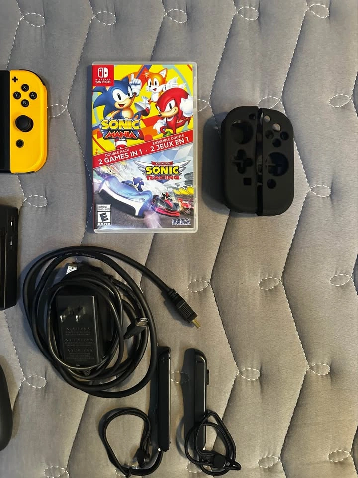 Nintendo Switch Console Bundle With Sonic Game and Accessories - photo 5