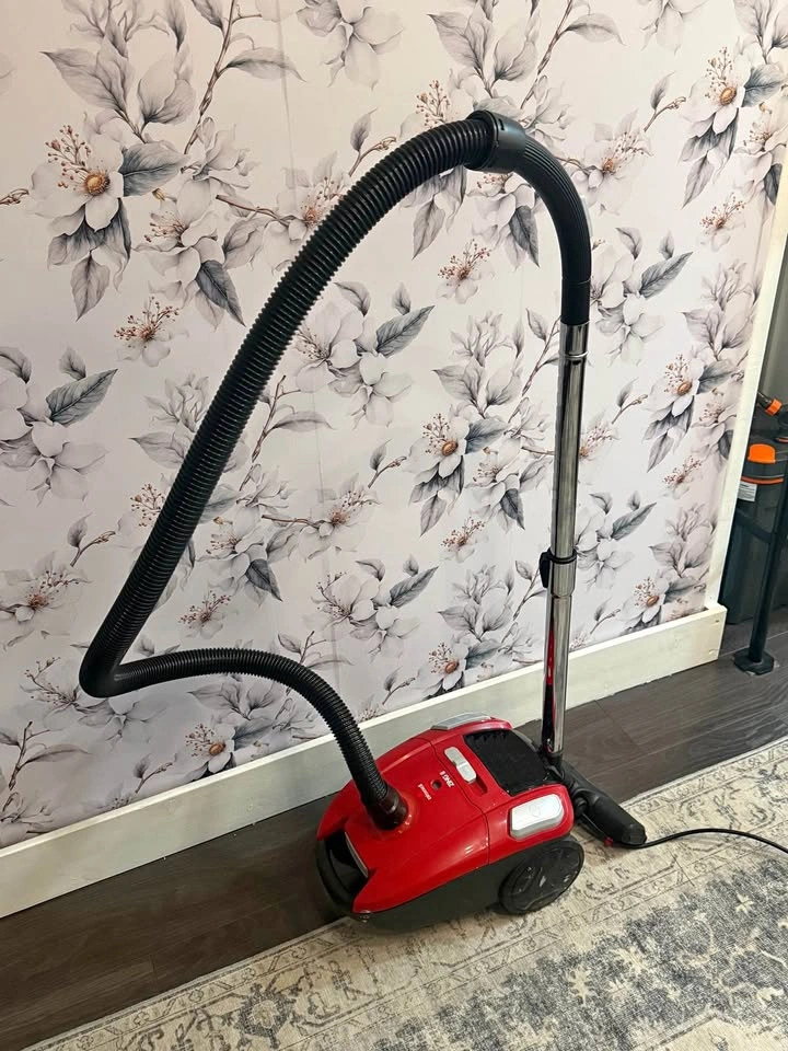 Bissell Zing II Canister Vacuum