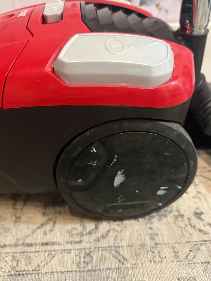 Bissell Zing II Canister Vacuum - photo 3