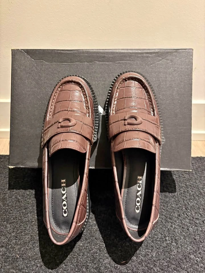 Coach Leah Croc Embossed Leather Loafers – Brown – New with Box