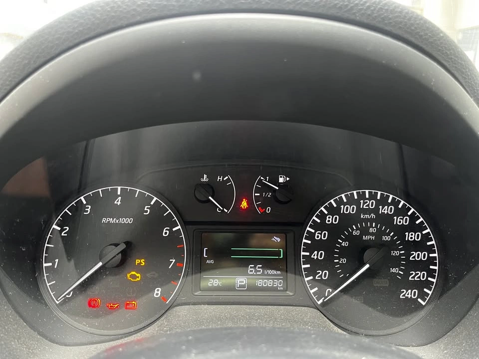 2015 Nissan Sentra - photo 5