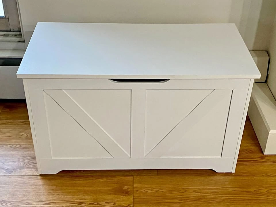Storage Chest / Trunk / Bench