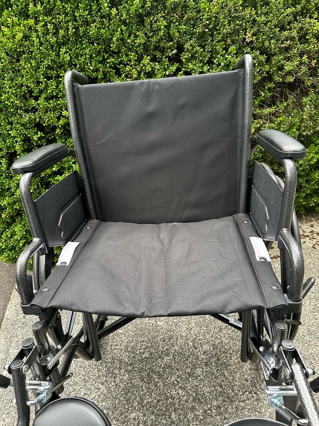 Wheelchair - photo 2