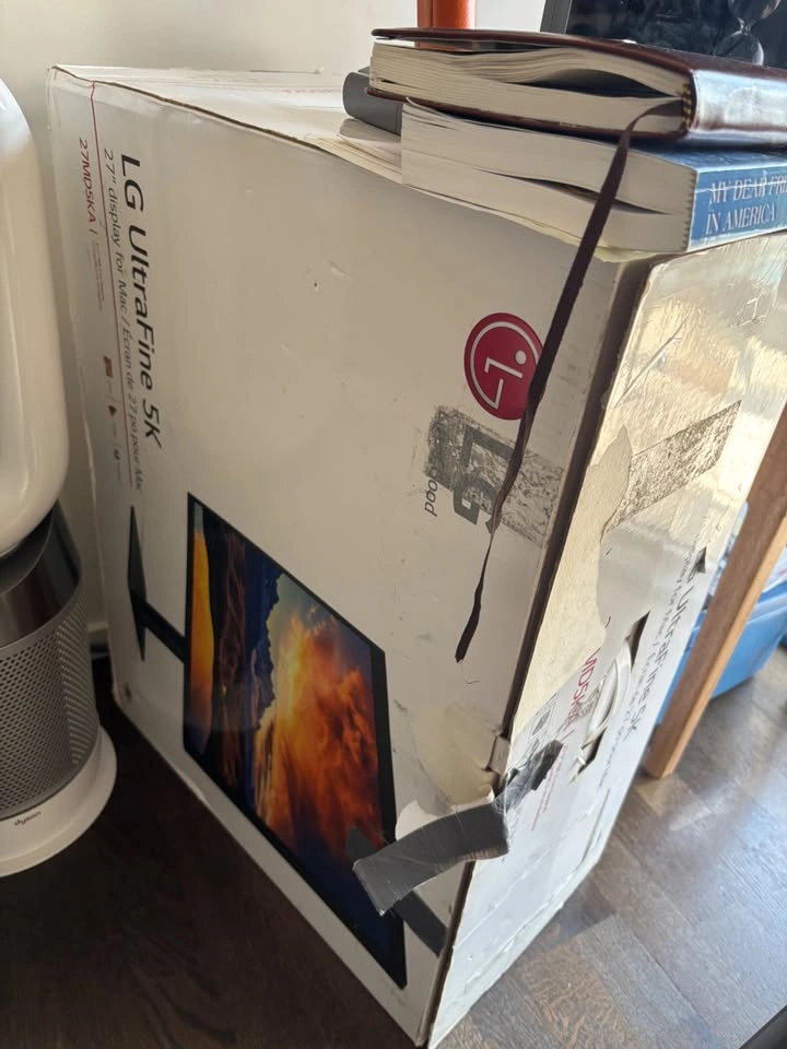 LG 5K 27" Ultrafine Monitor thunderbolt - photo 2