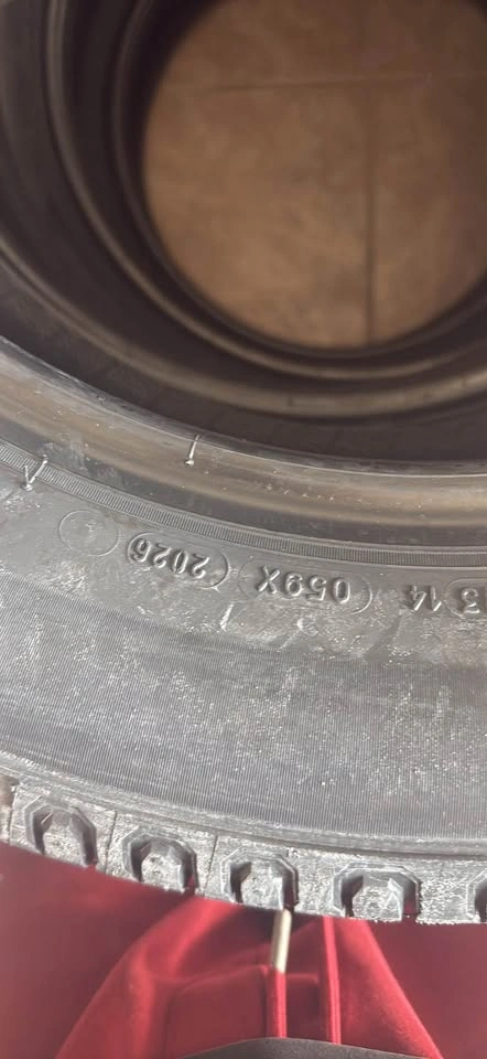 Michelin Defender2 225/60 R18 Tires Set of 4 - photo 4