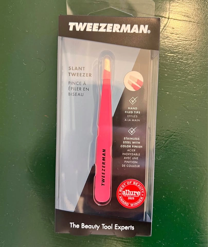 New - Tweezerman Pretty In Pink Full Slant Tweezer