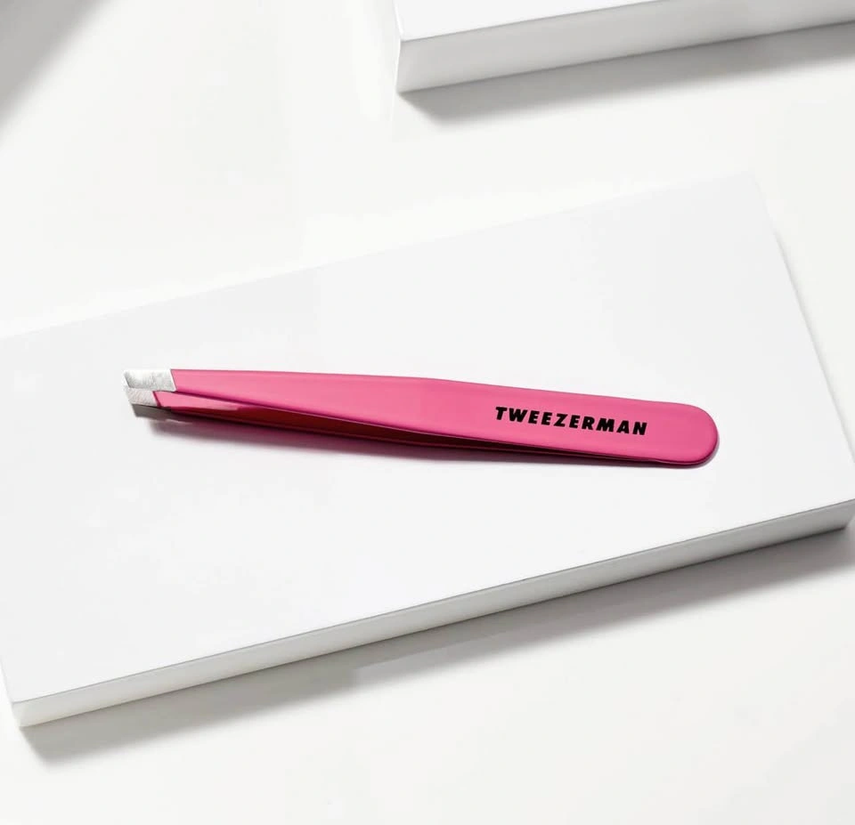 New - Tweezerman Pretty In Pink Full Slant Tweezer - photo 3
