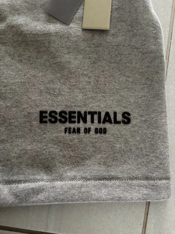 Essentials Fear of God Shorts - photo 2