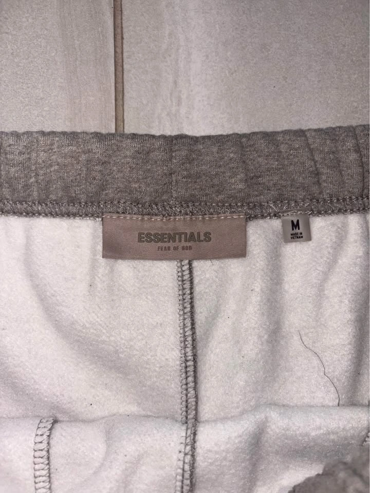 Essentials Fear of God Shorts - photo 4