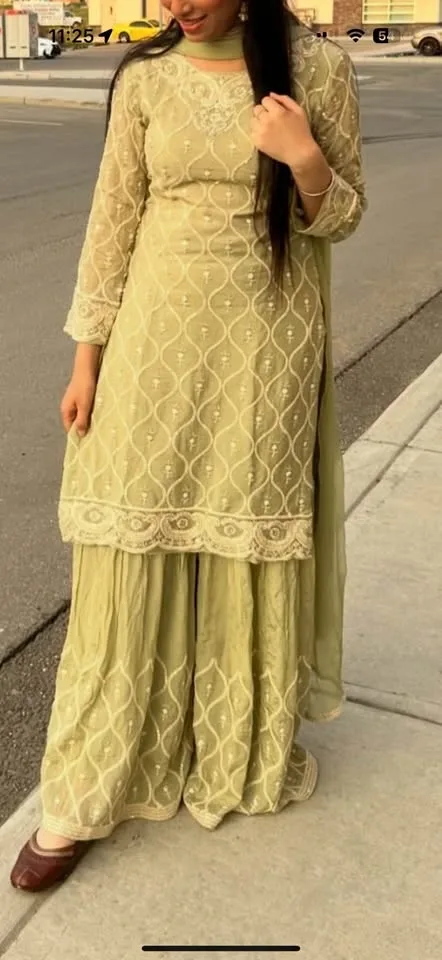 Beautiful Pink & Green Sharara Suit Set – Elegant White Thread W - photo 2