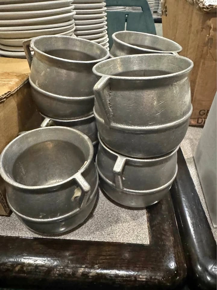 9 vintage Wilton Armetale pewter/aluminum alloy sugar bowls