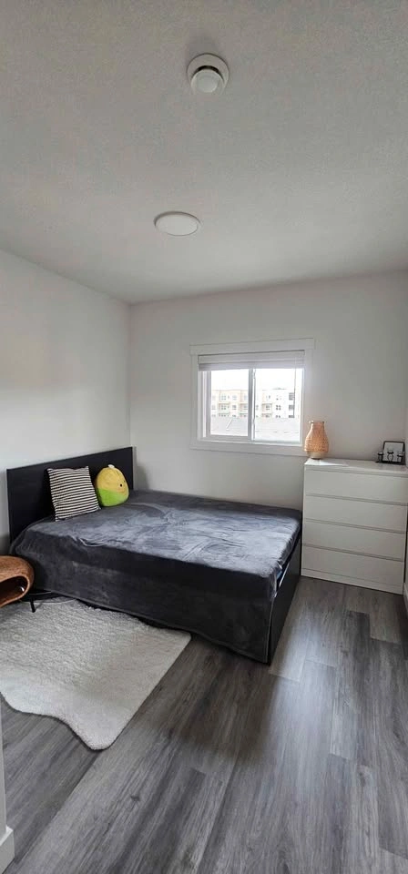 Spacious 2 Bed / 2 Bath Apartment for Lease Takeover - photo 4