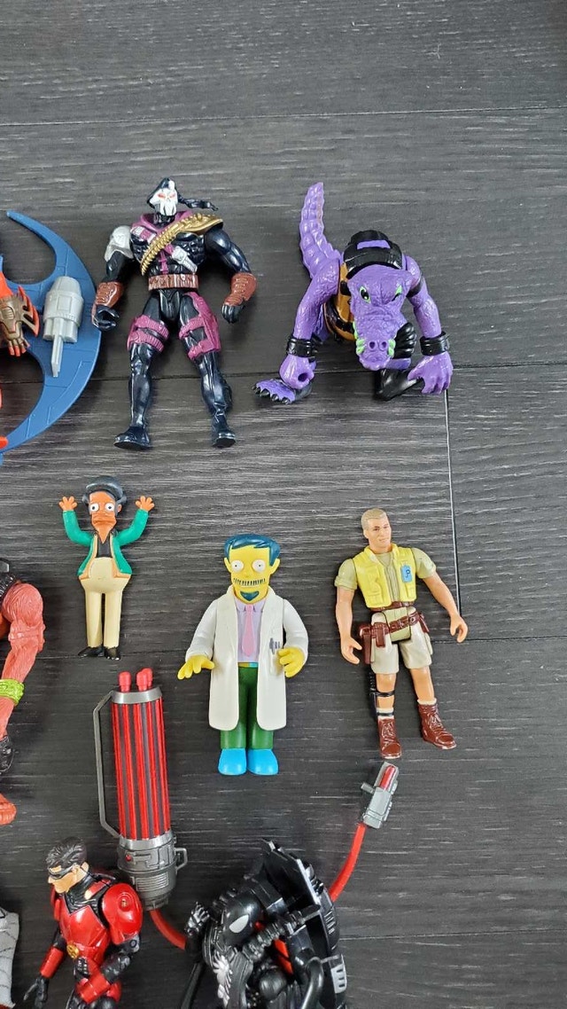 Action Figure Lot - photo 3