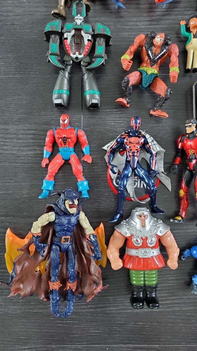 Action Figure Lot - photo 5