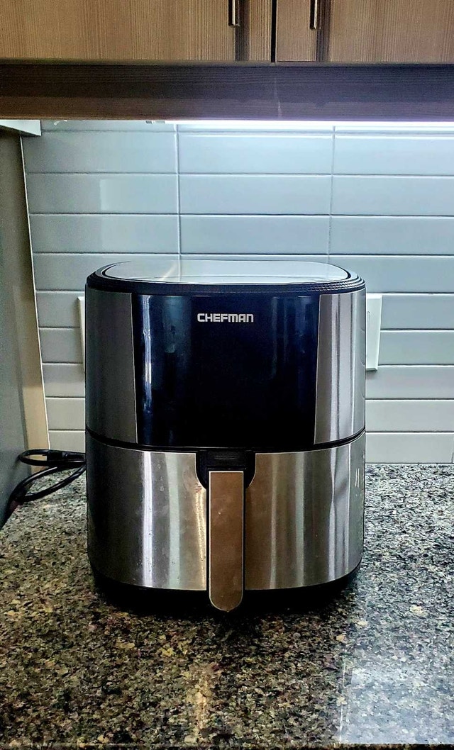 Chefman Air Fryer - photo 2