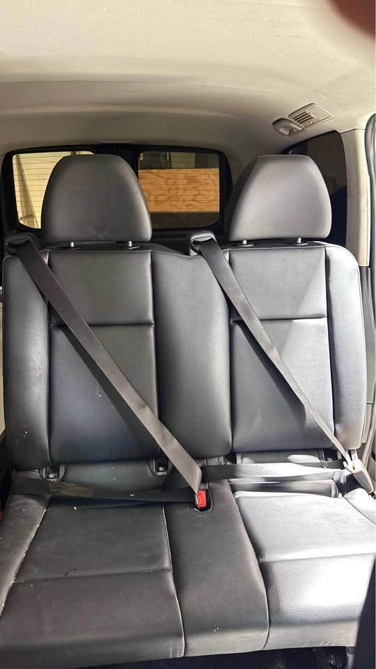 Leather mercedes car seat - photo 2