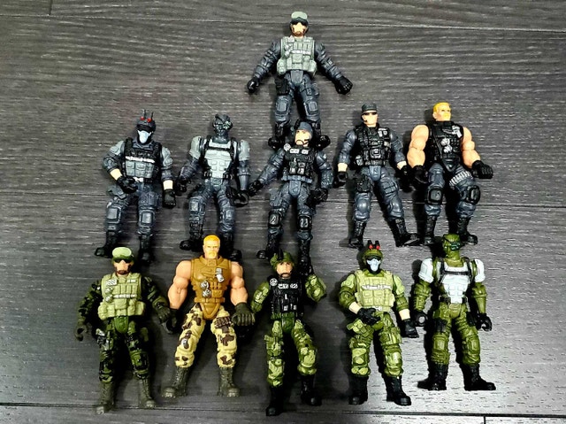 Rare True Heroes Military Set - photo 2