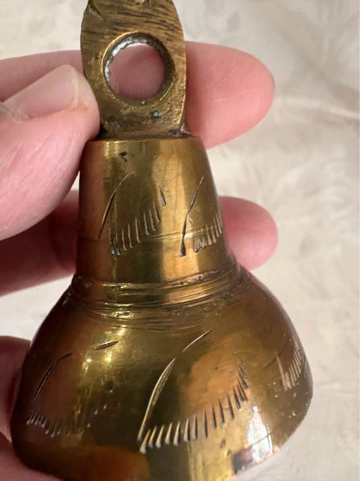 Vintage Brass Hand Bells - Set of 2 - photo 4