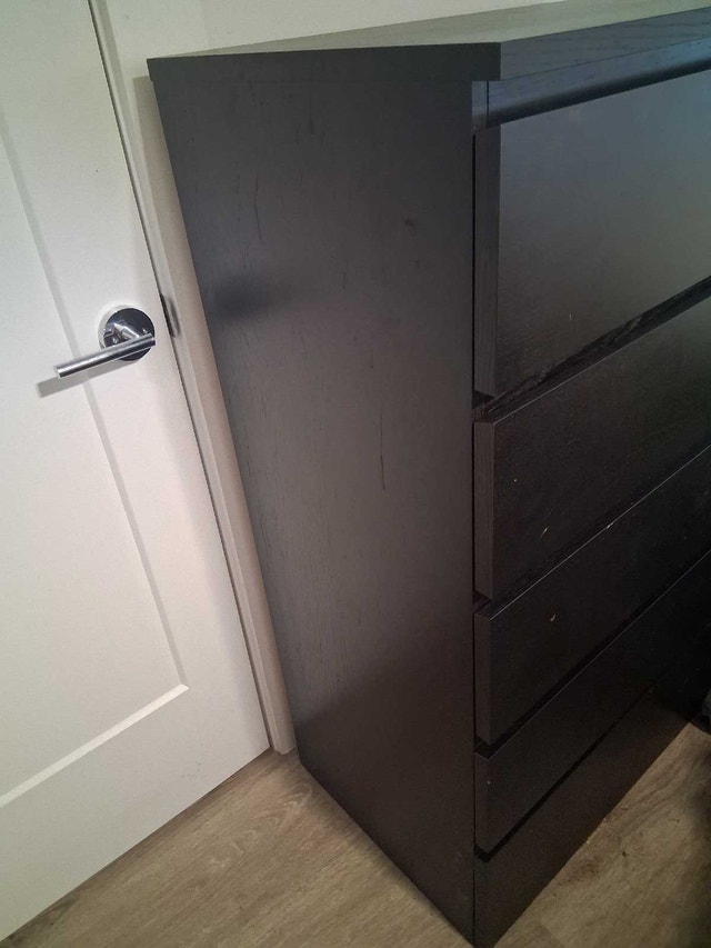 Ikea queen bed, dresser, nightstand - photo 4