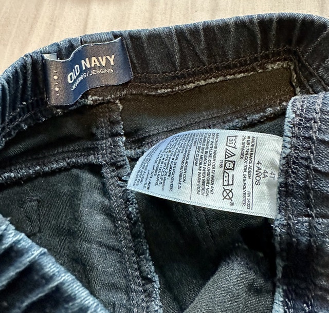 Toddler Jeans and Shorts sz 2/3/4 years (Old Navy) - photo 2