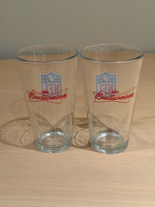 Budweiser NFL Pint Glasses - photo 4